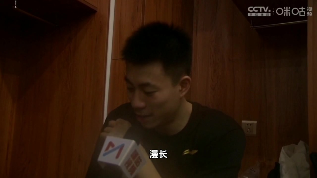  张镇麟：这个赛季十分漫长，无论是场上还是场下，非常锻炼我的身心吧！